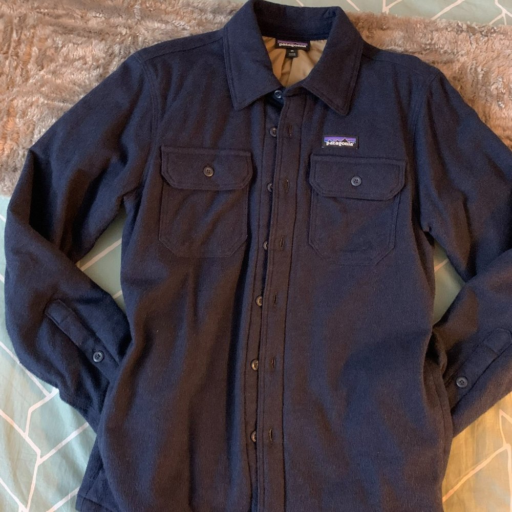 Patagonia jacket; XS; blue; brand new condition